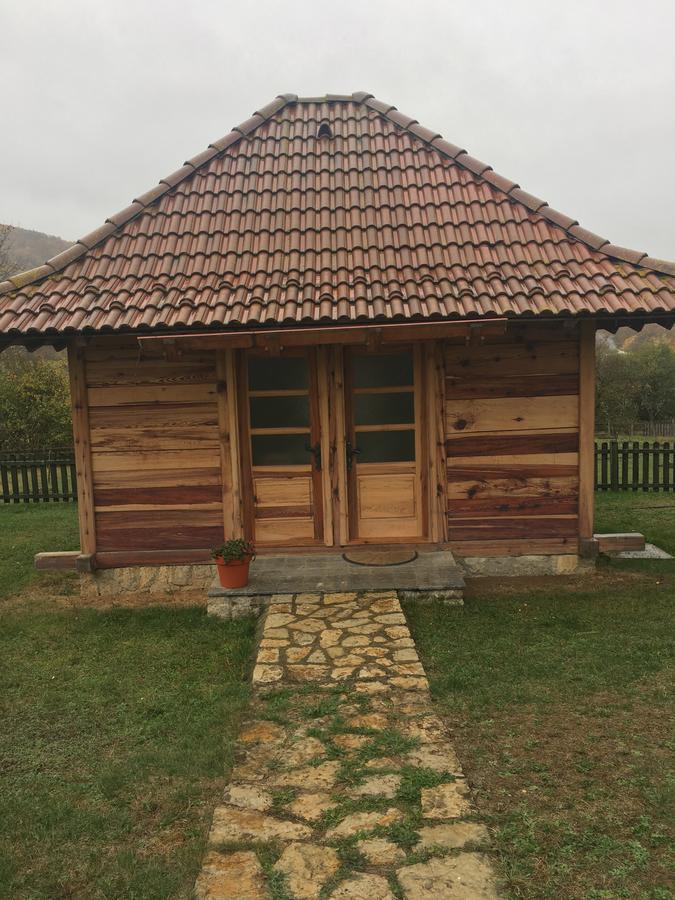 Nacionalna Kuca Bajo Mackat Vila Exterior foto
